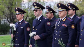 ՀՀ քննչական կոմիտեի նախագահը և անձնակազմը հարգանքի տուրք են մատուցել Հայոց ցեղասպանության զոհերի հիշատակին